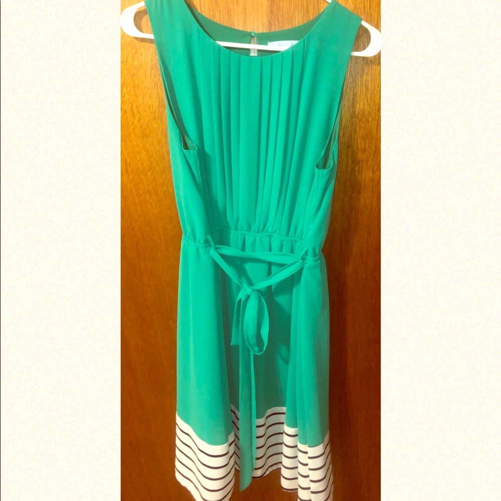 She + Sky dress green size Large
